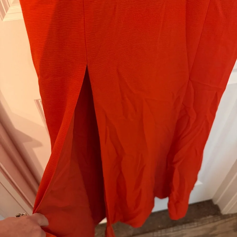 Long Red Gown dress by Dress the Population Sandra in Poppy Size Med New - Picture 13 of 13